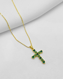 Collar Cruz de corazones verde