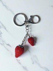 Llavero Fresa Plateada