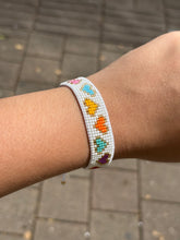 Pulsera Miyuki Corazones de colores