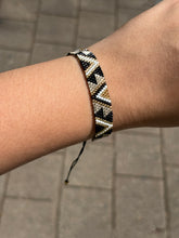 Pulsera Miyuki Triángulos negros