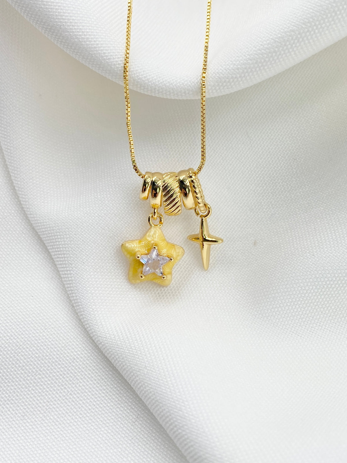 Collar estrella
