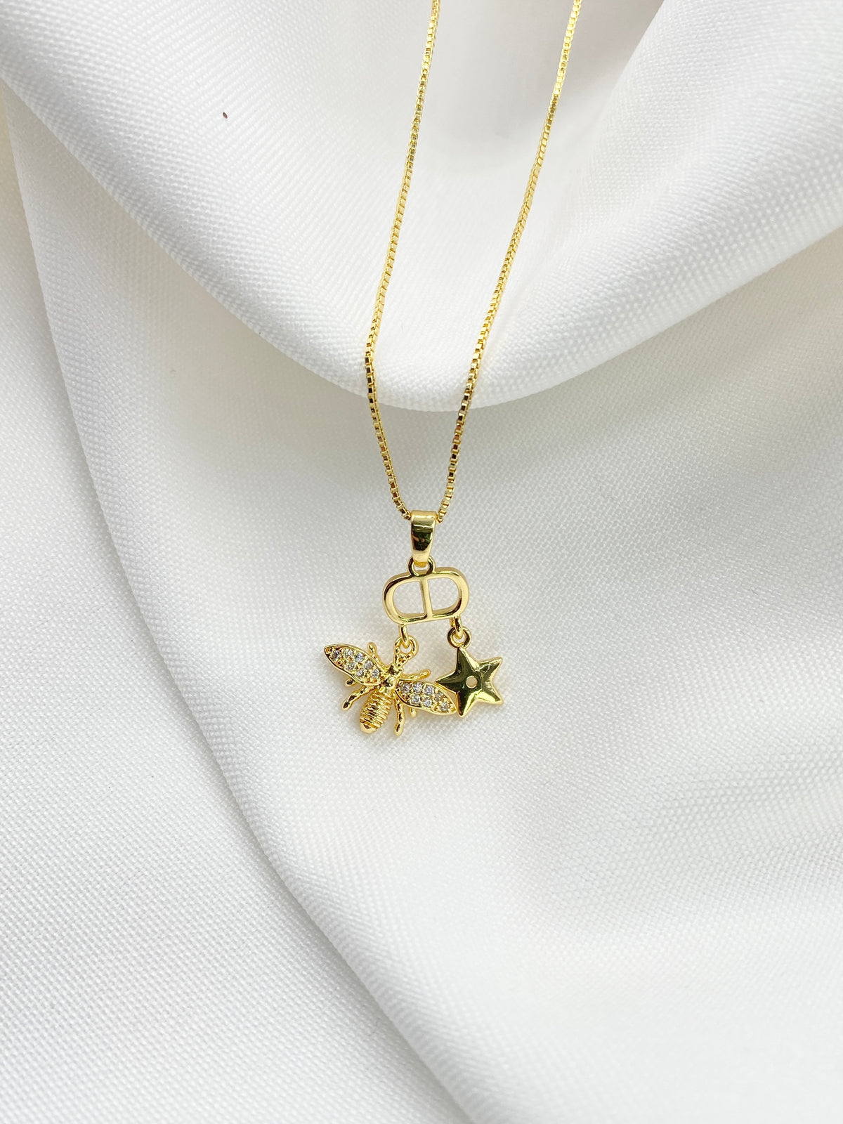 Collar abeja