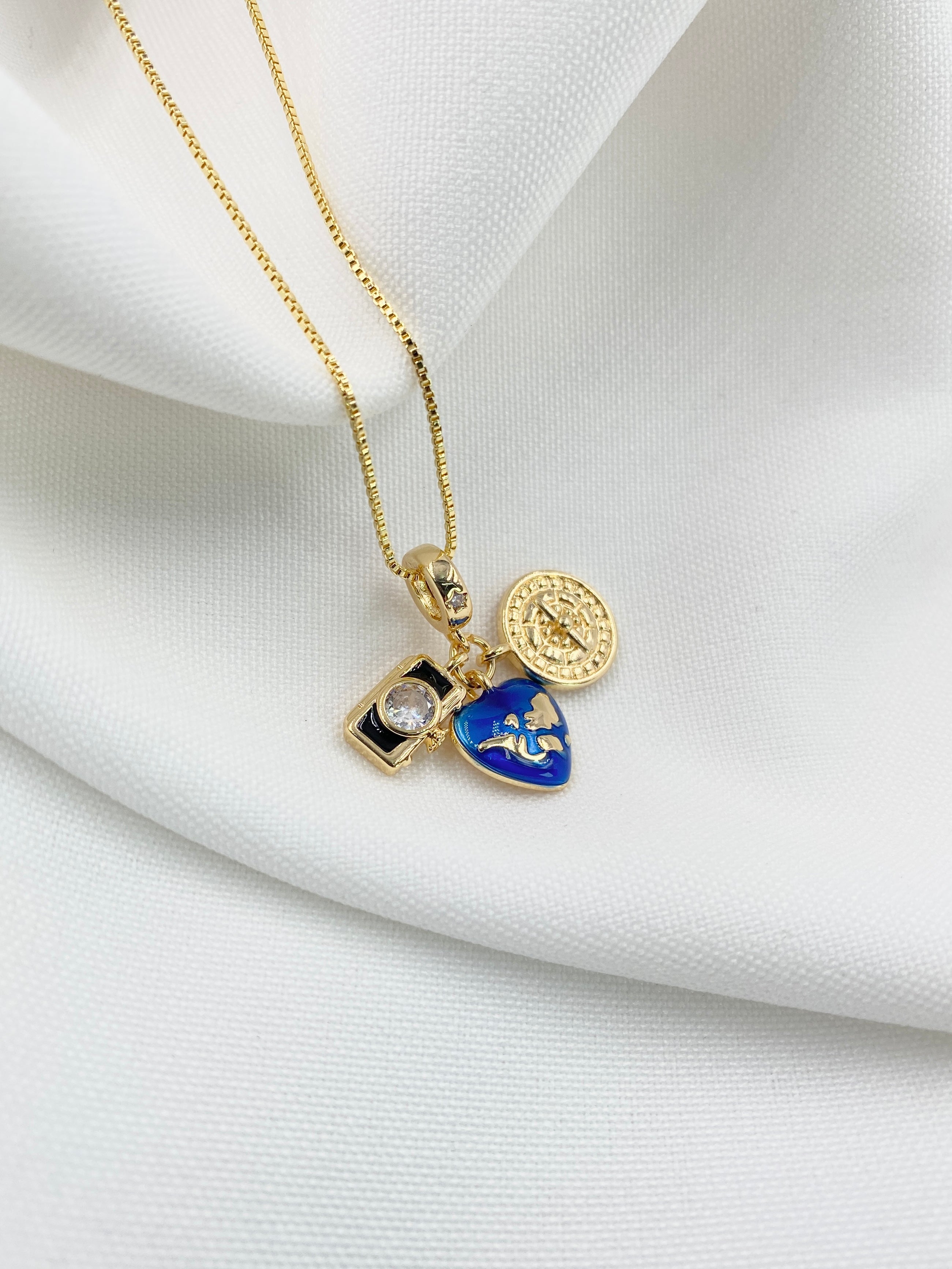 Collar camarita