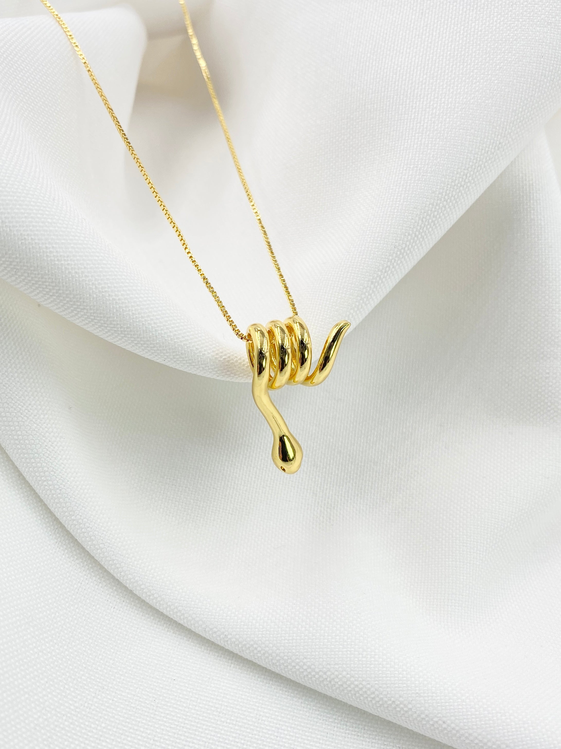 Collar serpiente