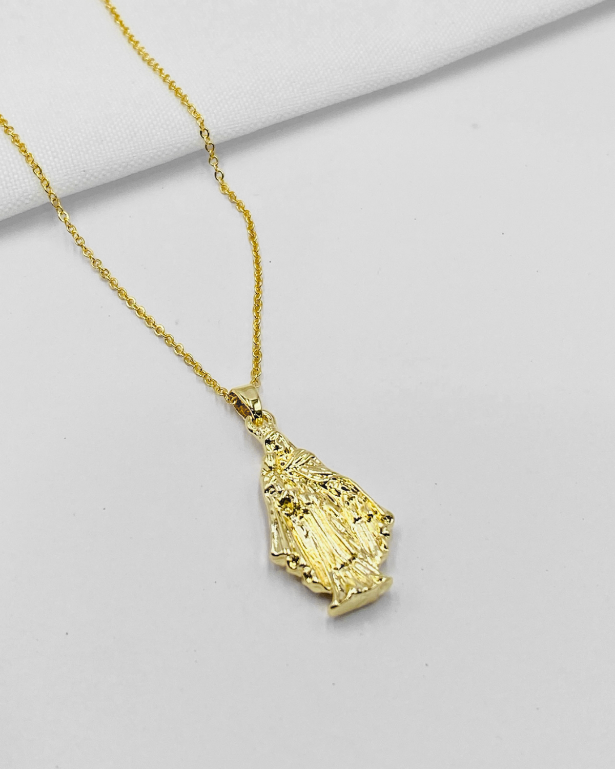Collar Virgen María