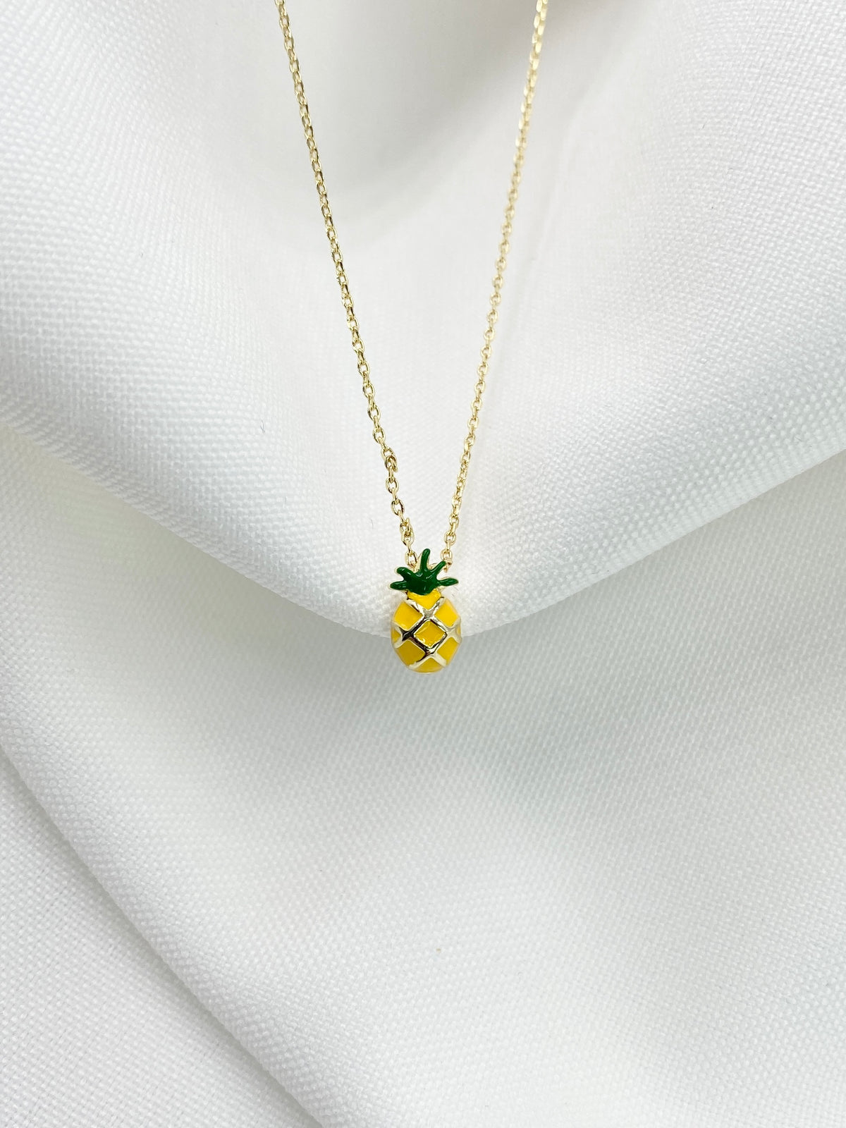 Collar piña