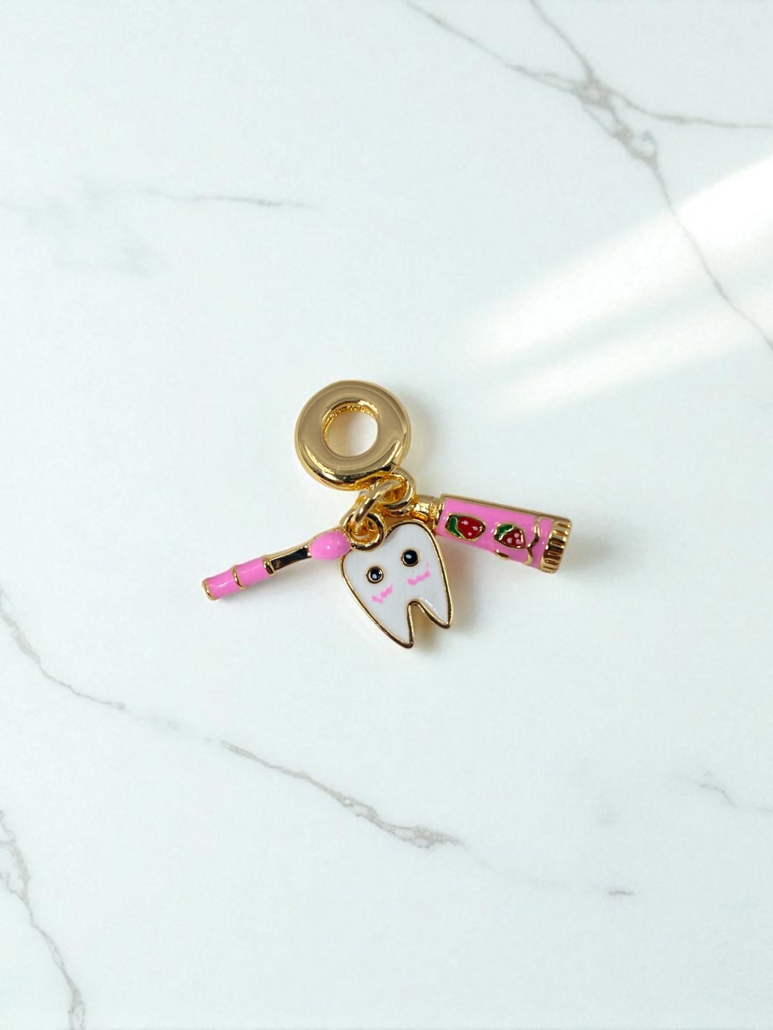 Charm Brush & Shine