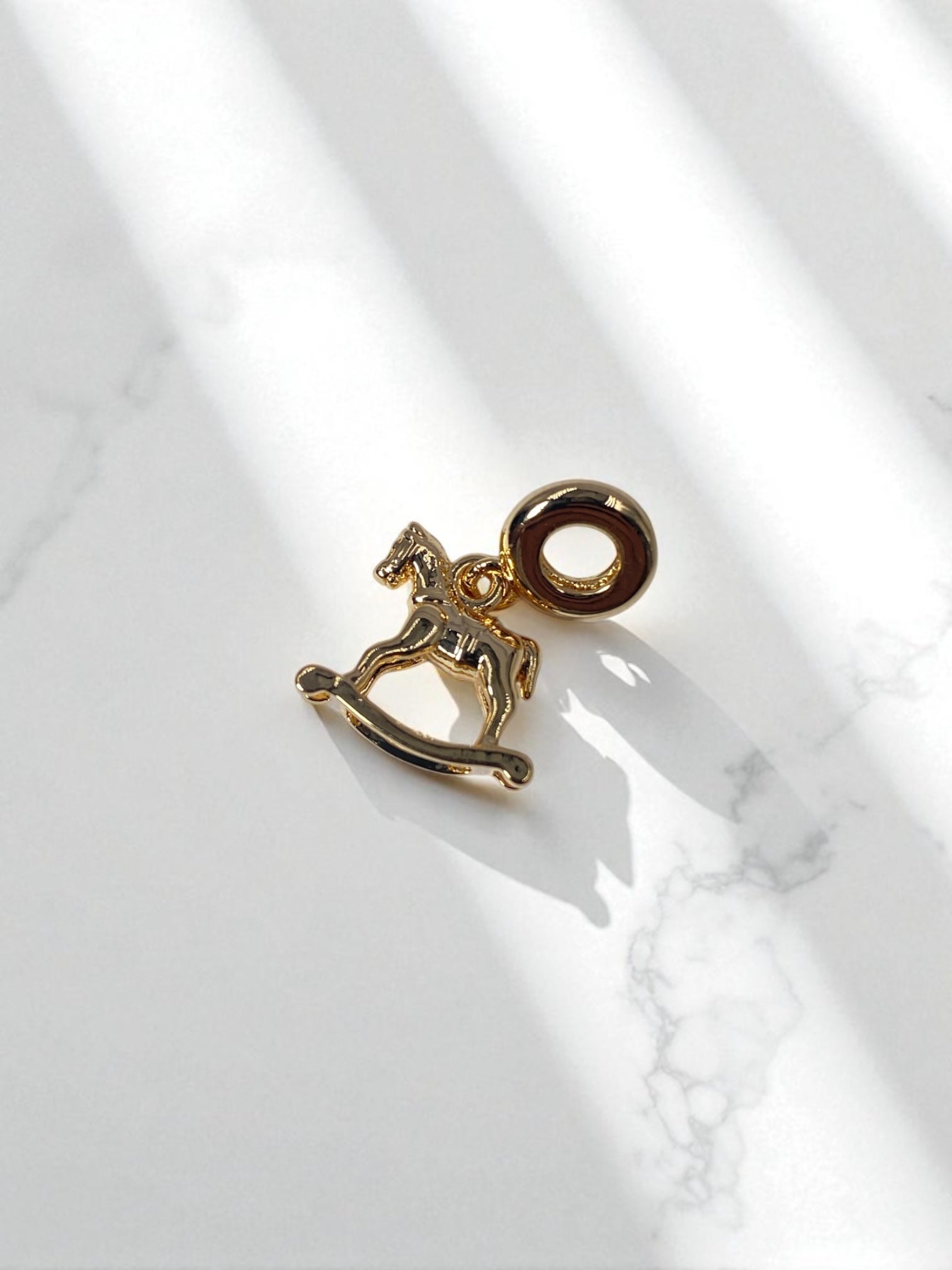 Charm Caballito