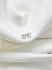 Arete topo Linnea plateado