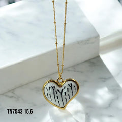 Collar corazón blanco