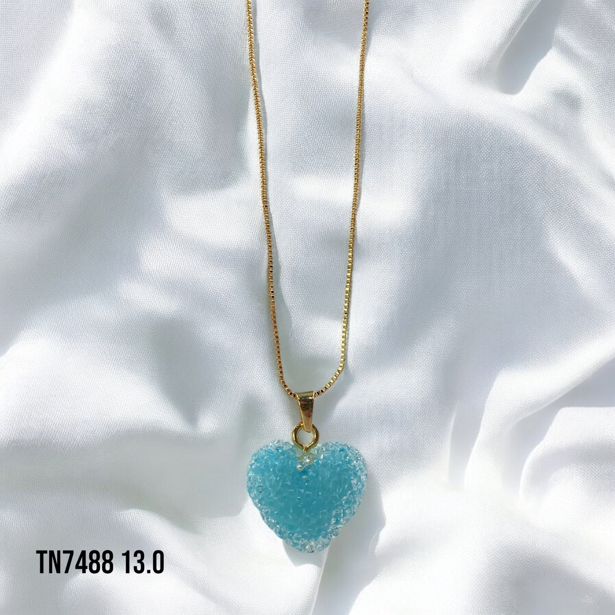 Collar corazón azul