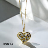 Collar corazón animal print blanco