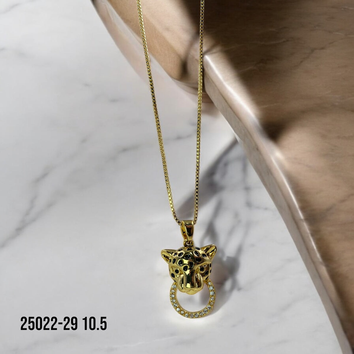 Collar leopardo
