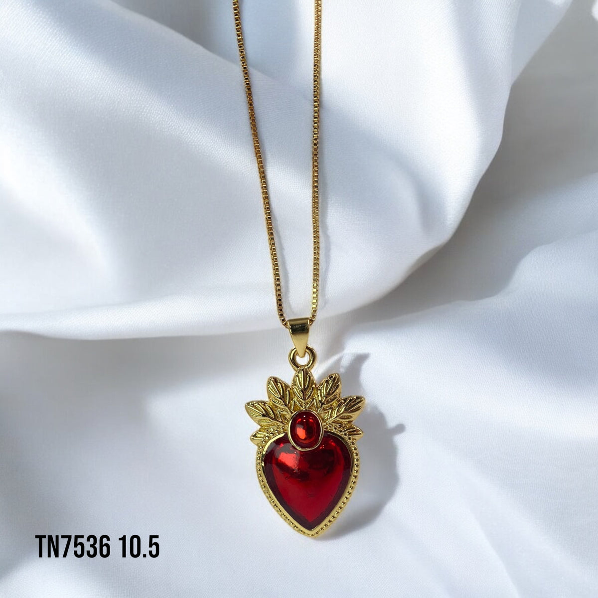 Collar corazón rojo y dorado