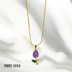 Collar rosa morada