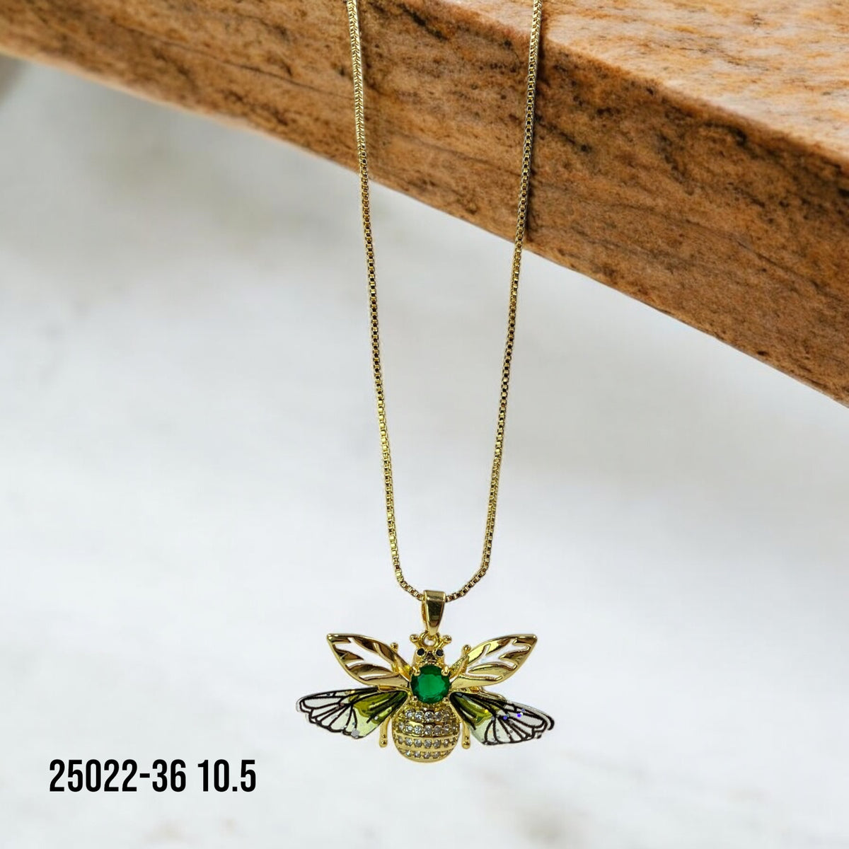 Collar Fly