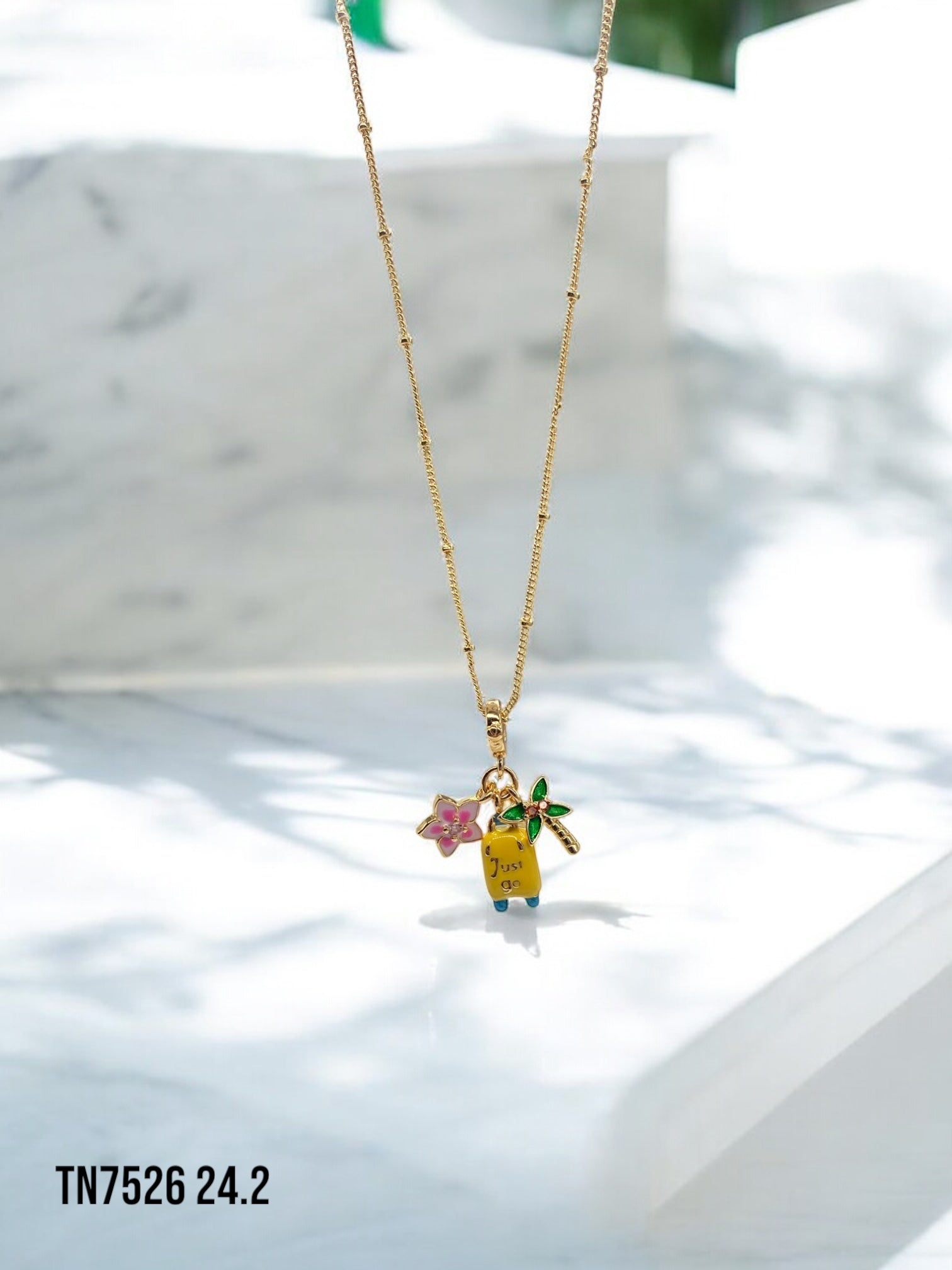 Collar summer