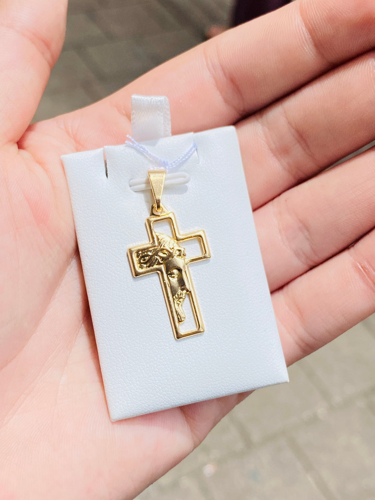 Dije cruz de cristo en oro laminado