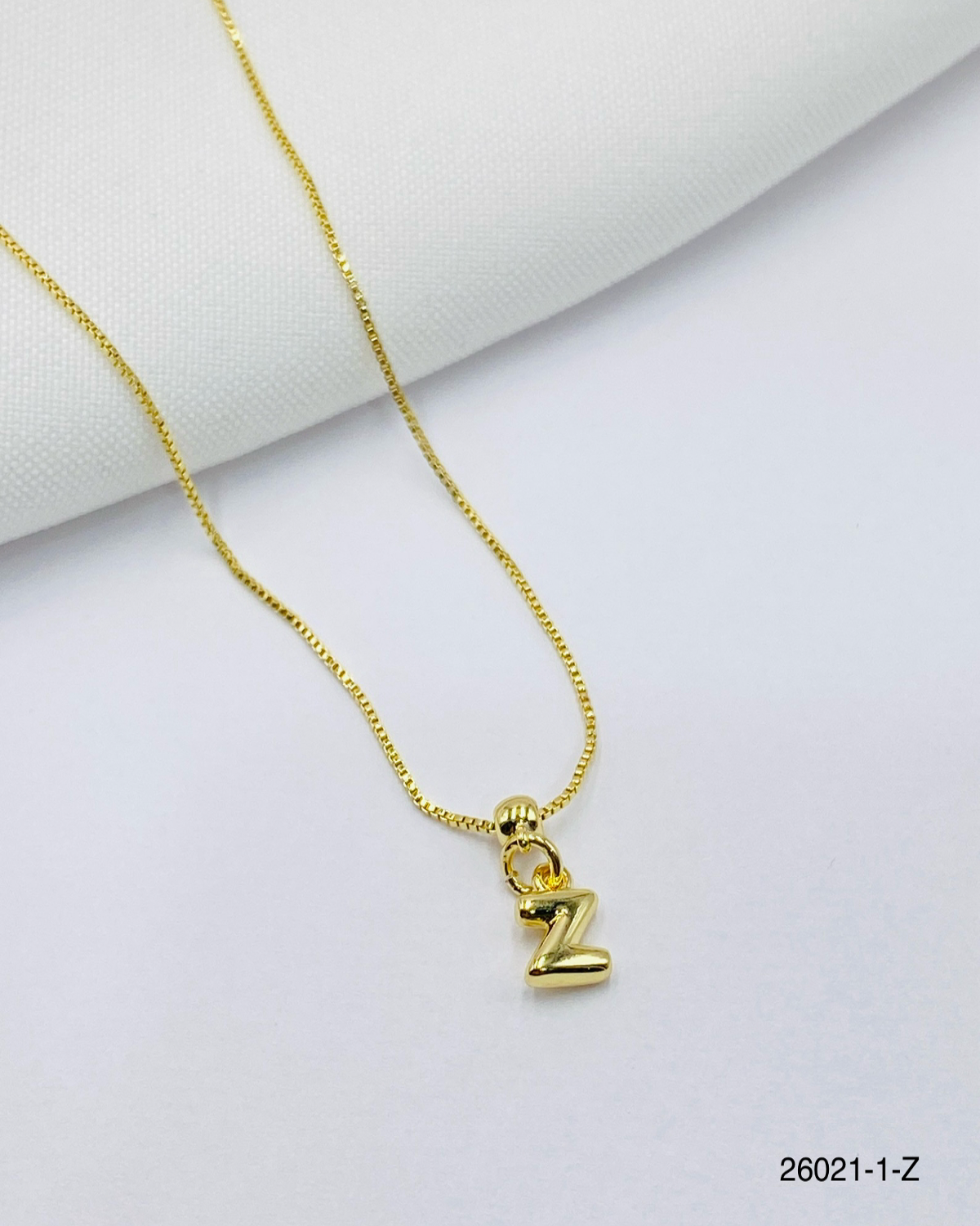 Collar letra Z