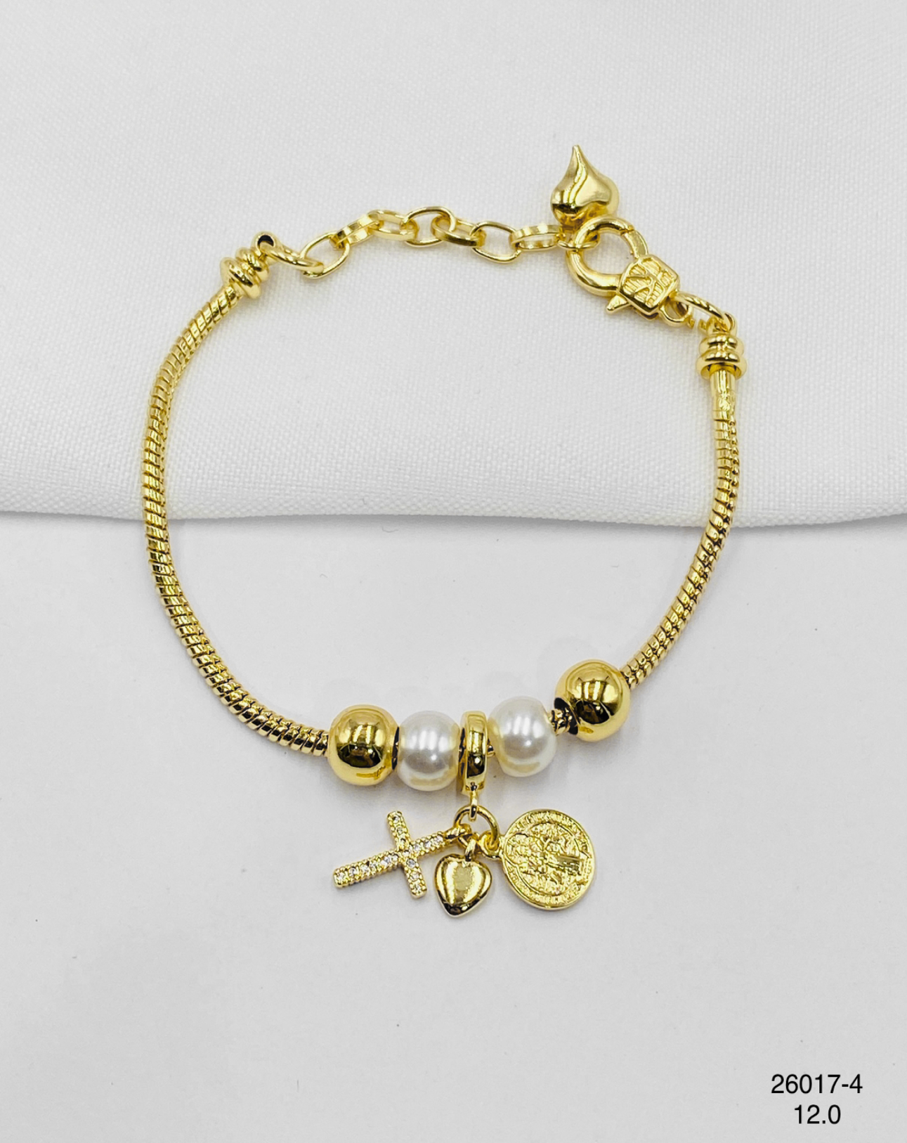 Pulsera Charms Cruz Corazón y Medalla Delicada